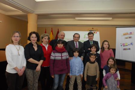 Imagen Un millar de niños han participado en el IX Concurso de Marcapáginas de la Diputación