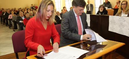 Imagen La Diputación firma convenios con 163 alcaldes para la realización de las Escuelas Deportivas, el Deporte Social y la cesión de Circuitos Biosaludables
