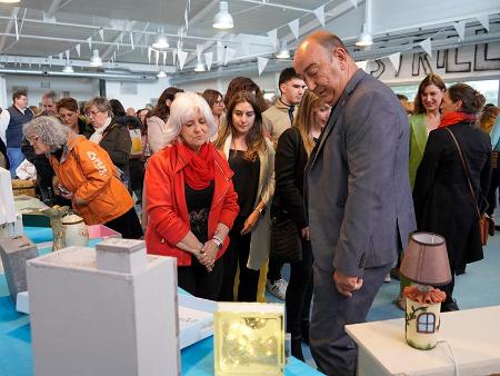 Imagen Muñoveros, Mozoncillo y La Lastrilla son los primeros municipios en mostrar los trabajos más destacados de los participantes en las Aulas de Manualidades de la Diputación