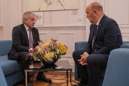 Imagen Miguel Ángel de Vicente recibe al delegado del Gobierno en Castilla y León en su primera visita institucional a nuestra provincia