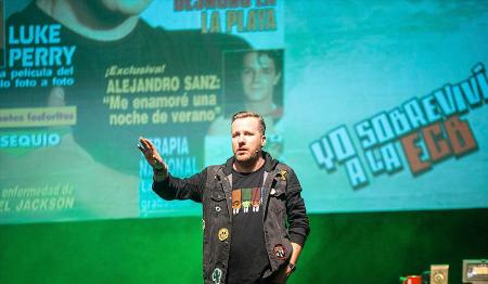 Imagen El humorista Jordi Merca convoca a la generación ochentera en el Teatro Juan Bravo para recordar tiempos pasados con ‘Yo sobreviví a la EGB’